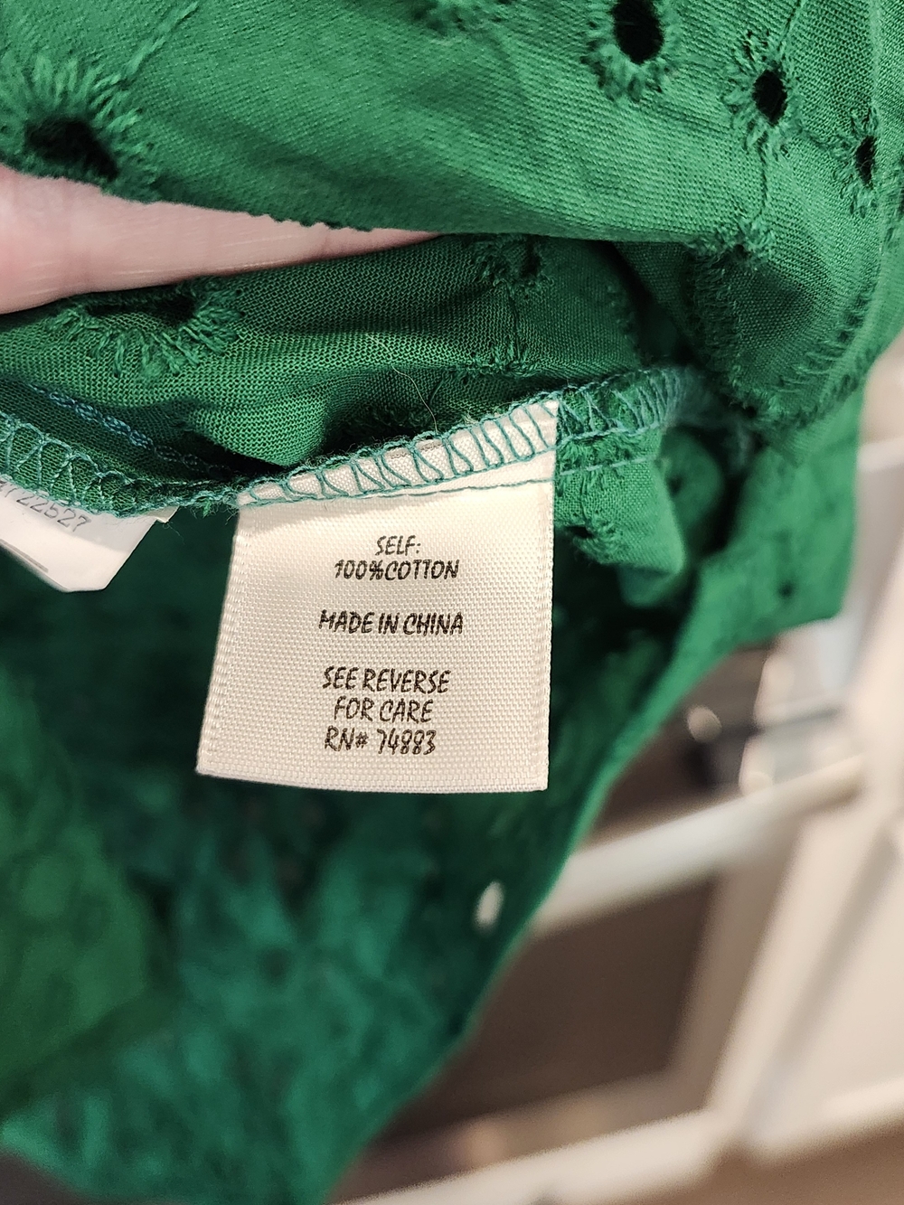 Adiva Emerald Eyelet Button-Down Shirt - Picture 4 of 5